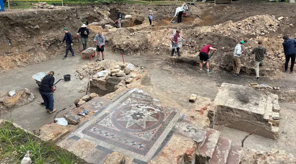 Vilnius Reveals 17th‑Century Great Synagogue Floor — Uncovered Treasures Ignite Rift Over Its Future