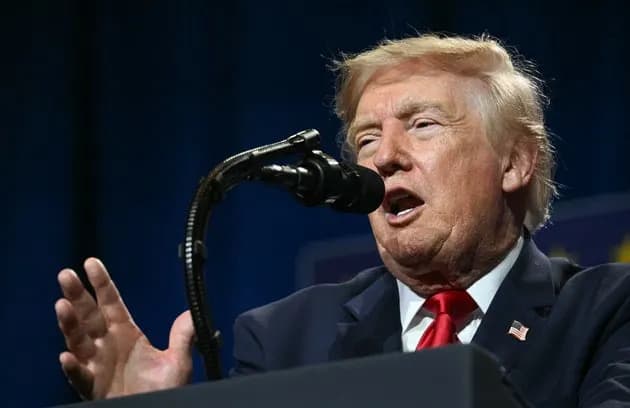 Trump Says He'd 'Fire' Liberal Supreme Court Justices If He Could, Urging Crackdown on 'Marxist' Prosecutors