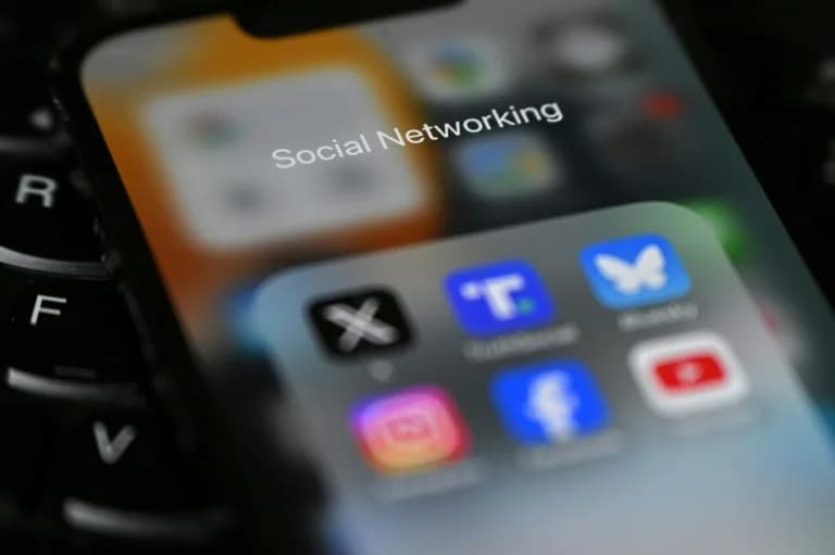85% Of UK Teens Say They'd Disable Proposed Overnight Social Media Curfew, Poll Finds