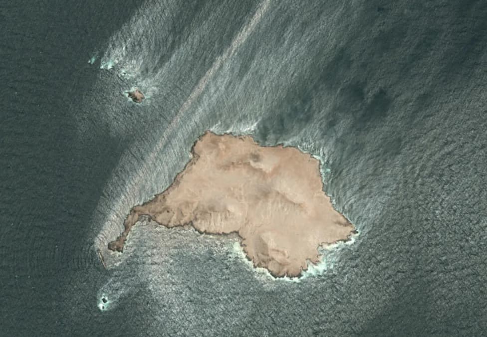 Grounded Tanker Caroline Bezengi Sinks Further as Massive Oil Slick Spreads Off Oman