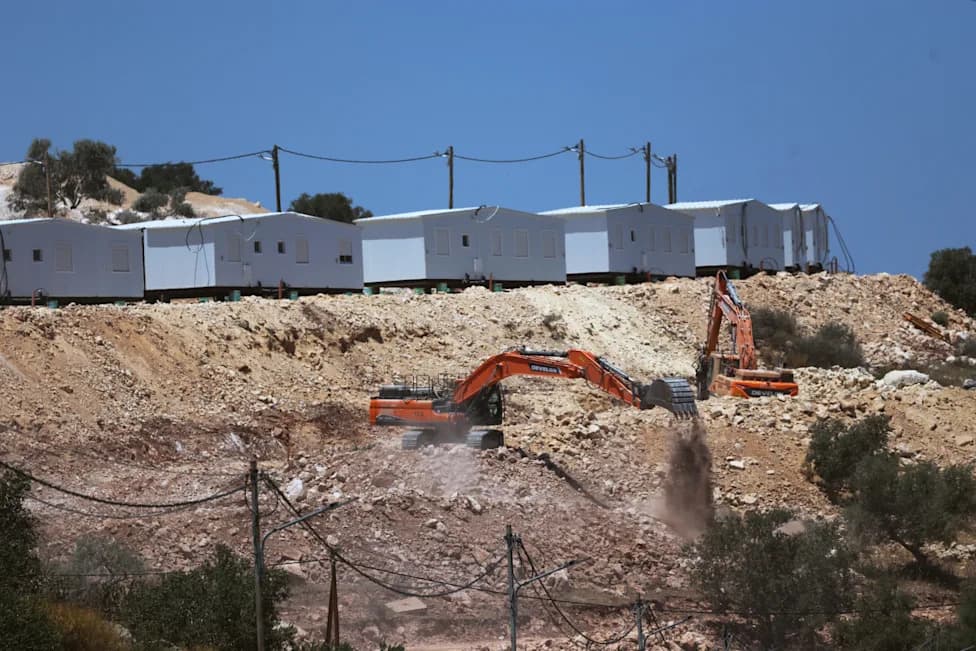 Israel Issues Tender For 627 Housing Units In Kochav Yaakov Settlement Near Ramallah