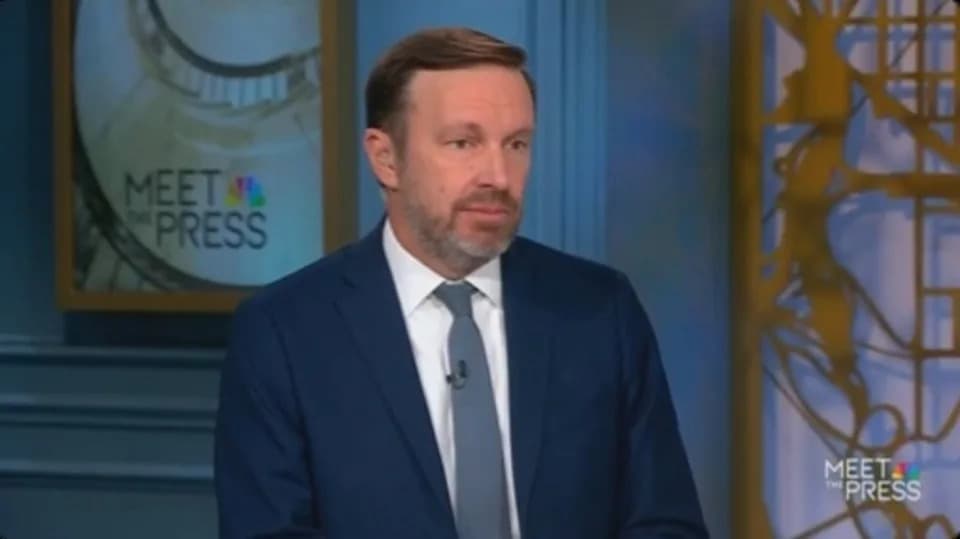 Sen. Murphy Says He'd Back A 'Bad Deal' To End Iran War As Strait Of Hormuz Remains Blocked