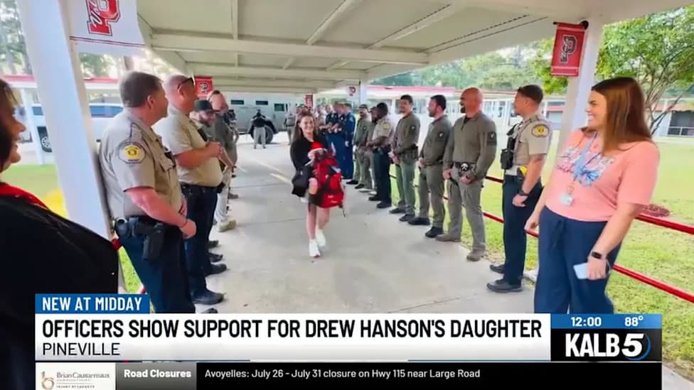 Law Enforcement Lines Up to Welcome Slain U.S. Marshal’s Daughter Back to School