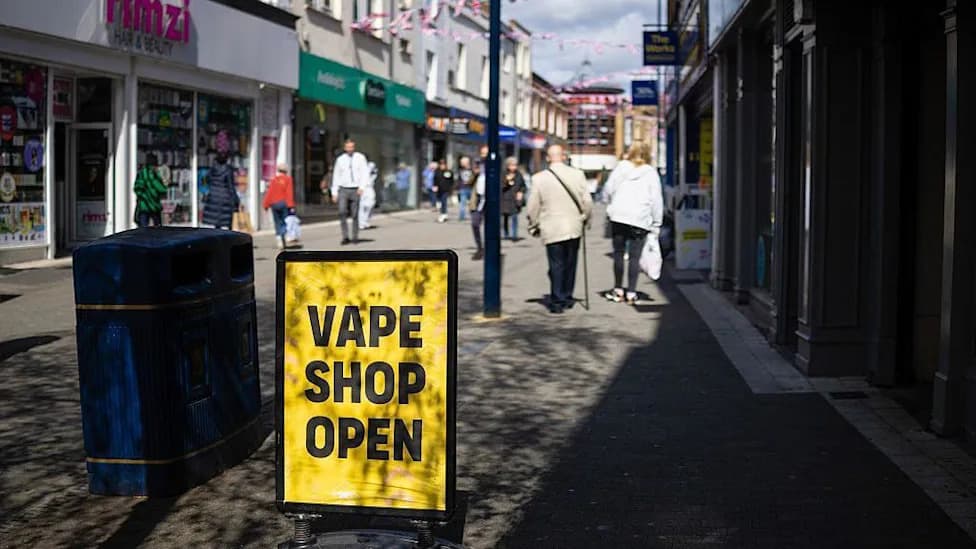 PM Announces New Powers to Block Vape and Betting Shops and Revive High Streets