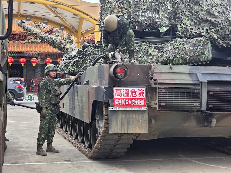 Taiwan Trains Abrams Crews To Conceal And Refuel M1A2Ts In Urban Areas