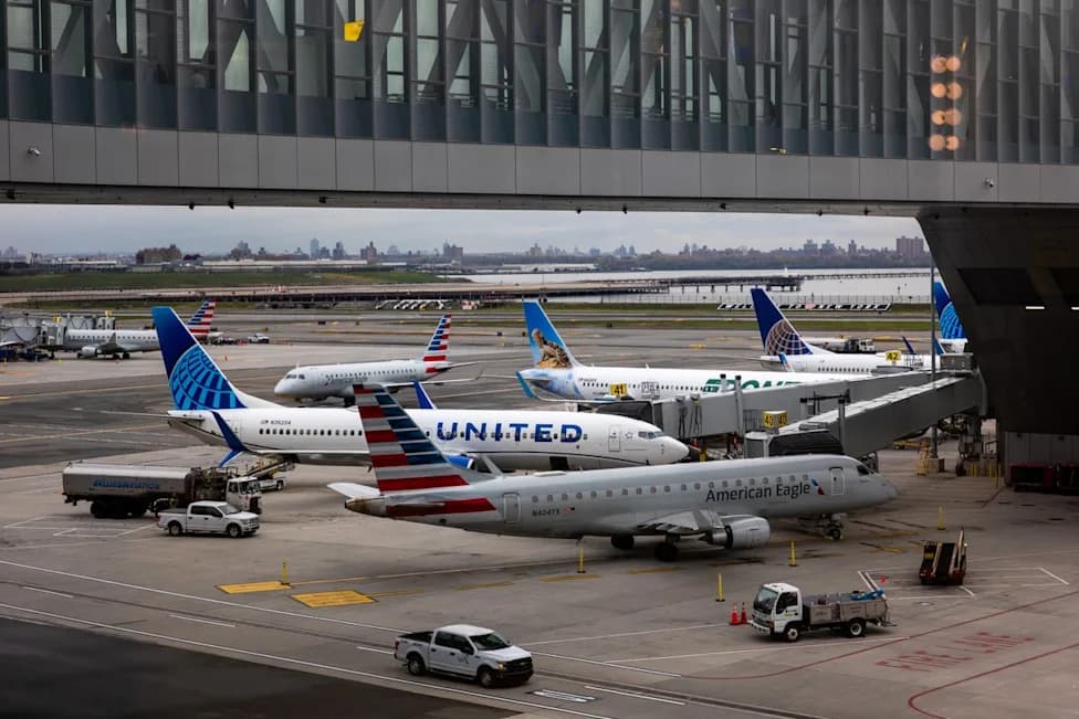 Controversy After Administration Recruits 2,000 Gamers As Air Traffic Controllers