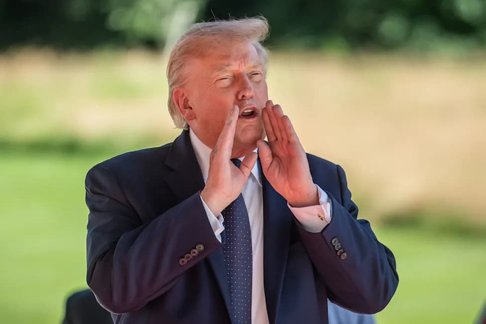Lawsuit Says Truth Social Sells 'Millisecond' Feed, Giving Paying Customers Preferential Access to Trump's Posts