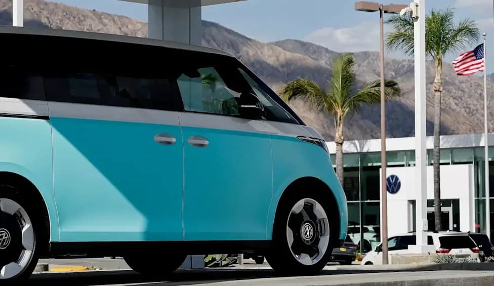 Even a Two‑Year‑Old Gas Car Is Often Worth Replacing: New Study Shows Big Climate Benefits From Switching to EVs