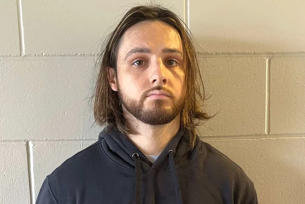 Federal Prosecutors Refile Narrowed Indictment Against Suspect in 2025 Palisades Fire After Hung Jury