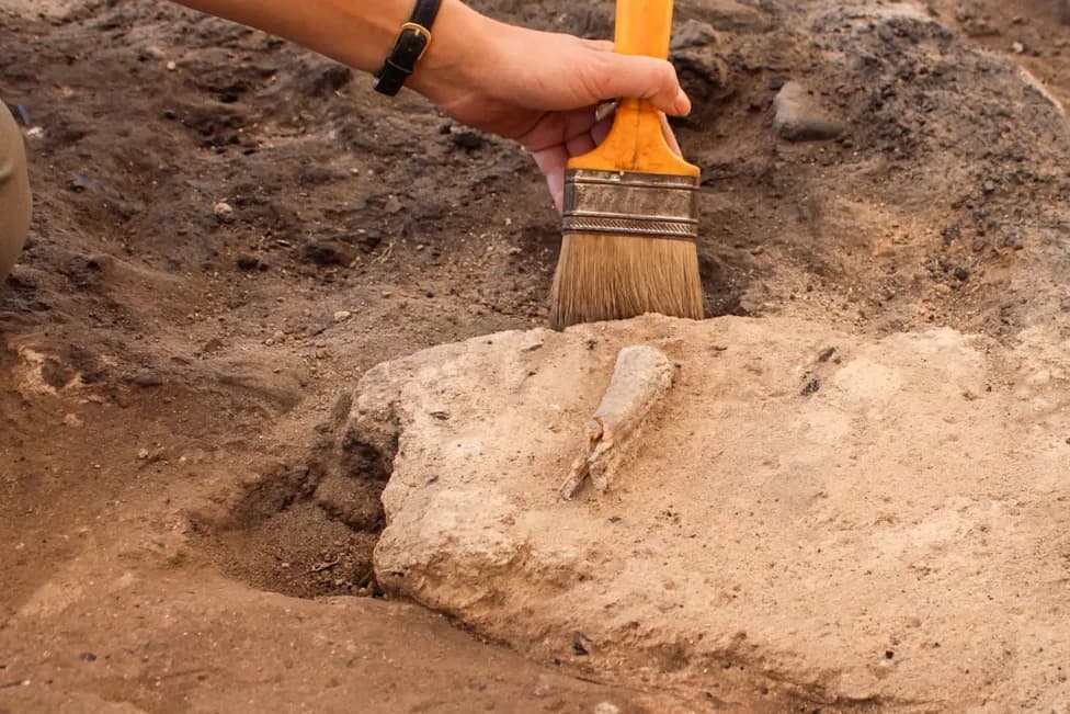 4,000-Year-Old Giant's Tomb Revealed on Sardinia’s Crastu Littu