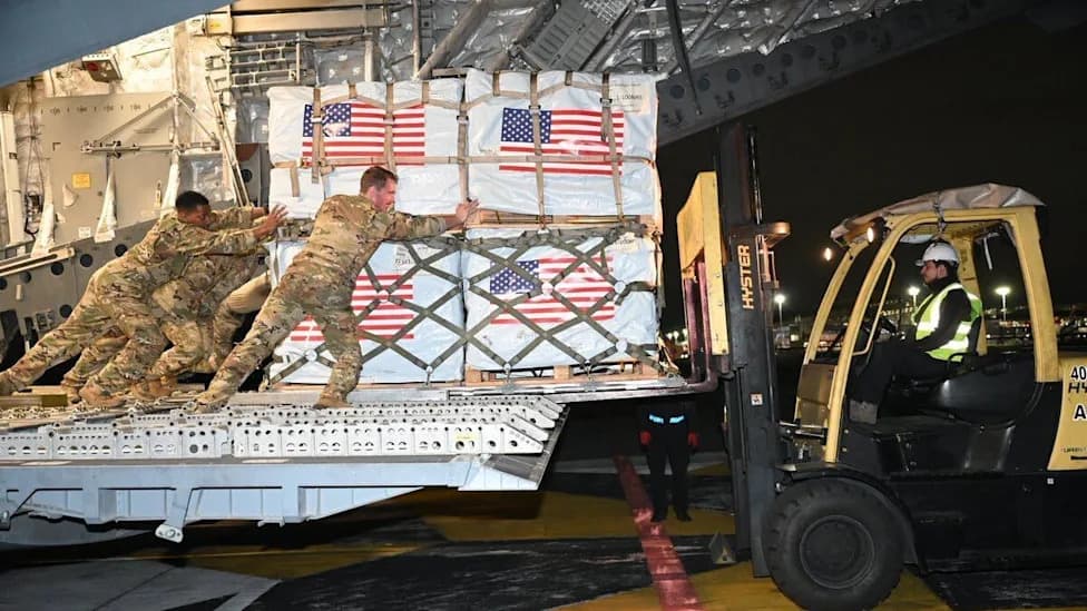 U.S. Airlift Delivers Emergency Aid to Colombia After Devastating 7.4-Magnitude Quake