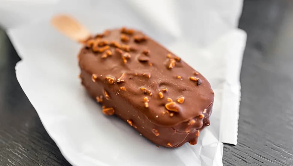 Nationwide Recall: Six-Count Reese's and Almond Joy Ice Cream Bars Pulled Over Incorrect Nutrition Labels