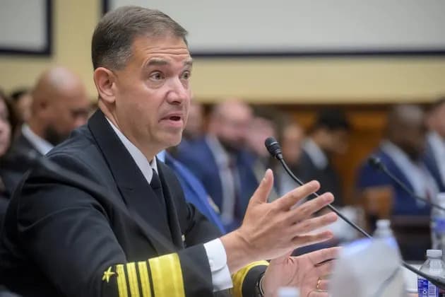 CENTCOM Commander Acknowledges Mental-Health Strains Aboard USS Lincoln After Visit
