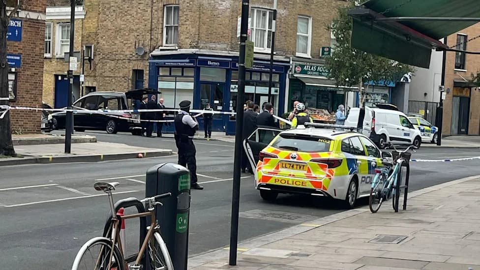 Woman Dies After Stabbing in Shepherd's Bush; Man Arrested