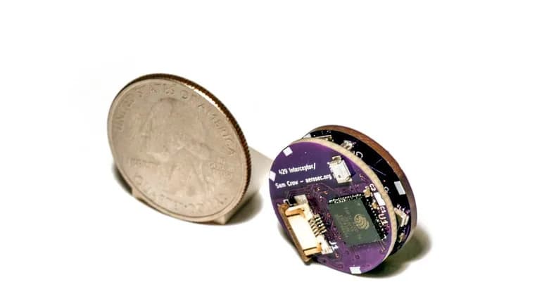 Researchers Demonstrate How a $100, Coin-Sized Device Could Feed False Data To A Boeing 737 In 60 Seconds