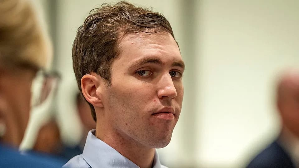 Utah Prosecutors Push To Try Tyler Robinson On All Counts, Fight To Keep Death Penalty Option In Charlie Kirk Killing