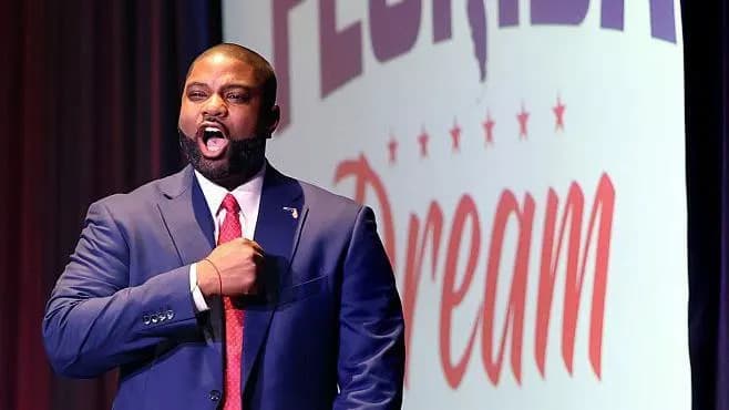 Florida Governor Matchup Set; Left-Wing Upsets and an Unusual Alaska Name-Scramble Mark US Primaries