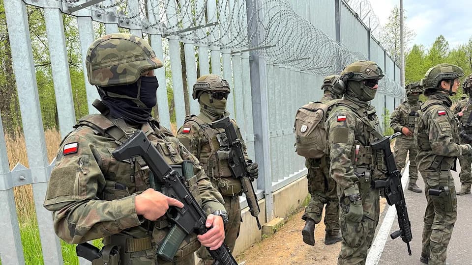 Poland Says It Is 'Preparing For War' as Russian Pressure Escalates Along NATO’s Eastern Flank
