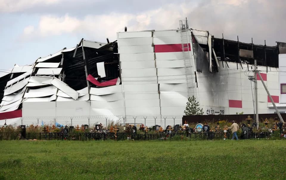 Russia’s ‘Amazon’ Strips Logos From Trucks As Ukrainian Drone Strikes Target Warehouses