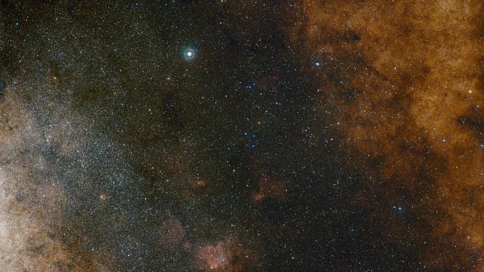 Astronomers Find S301 — The Fastest Known Star in the Milky Way, Racing at ~15,500 mi/s Around Sagittarius A*