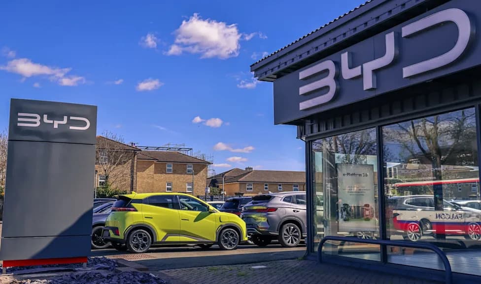 UK Weighs Easing EV Mandate as Electric Car Sales Surge, Fuel Costs Rise and Wildfires Intensify