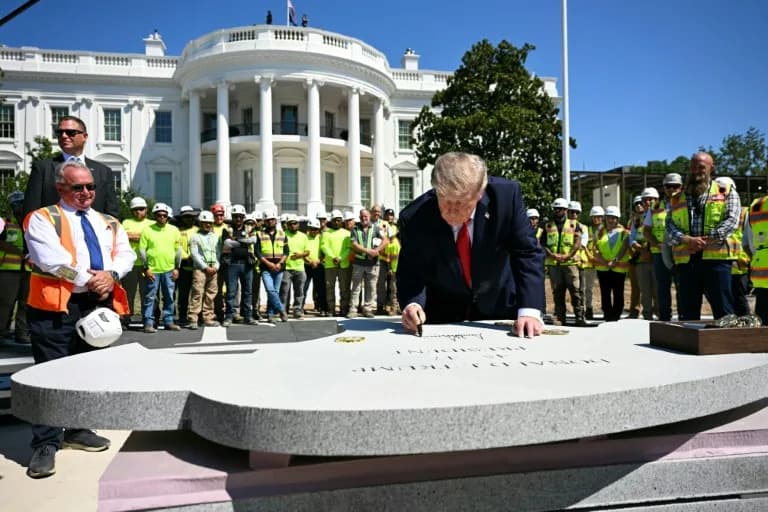 Trump Unveils Granite Helipad on White House South Lawn as Construction Push Intensifies