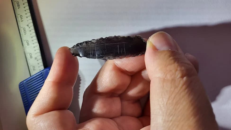 Mysterious Etched Neolithic Obsidian Arrowheads From Central Turkey Still Defy Explanation