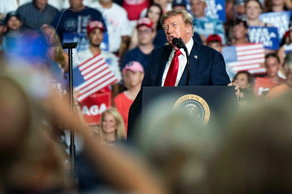 Trump Urges Supporters To 'Pretend I'm On The Ballot' To Drive Midterm Turnout In South Carolina