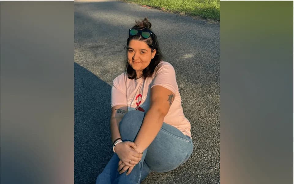 Told It Was IBS — 27-Year-Old Teacher Diagnosed With Colon Cancer After Colonoscopy