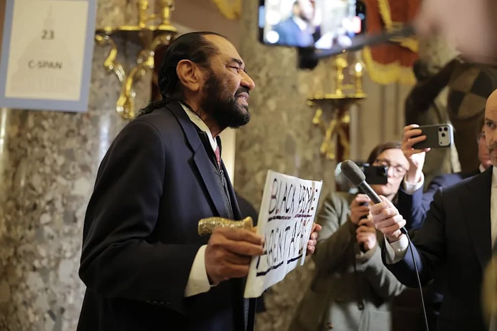 Rep. Al Green Files New Articles of Impeachment Against Trump as He Prepares to Leave Congress