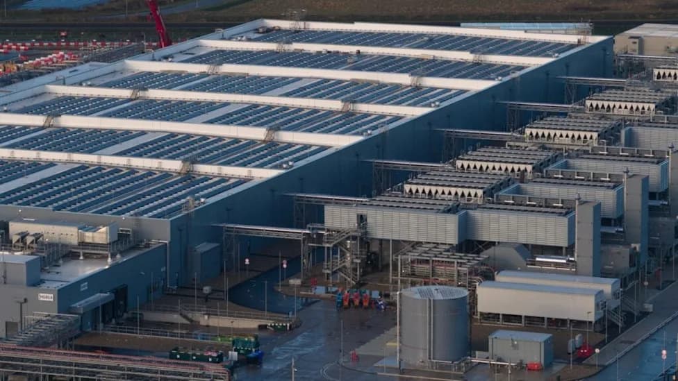Abbott: AI Data Centers "Dug Their Own Grave" as Texas Orders Audits Amid Nationwide Backlash