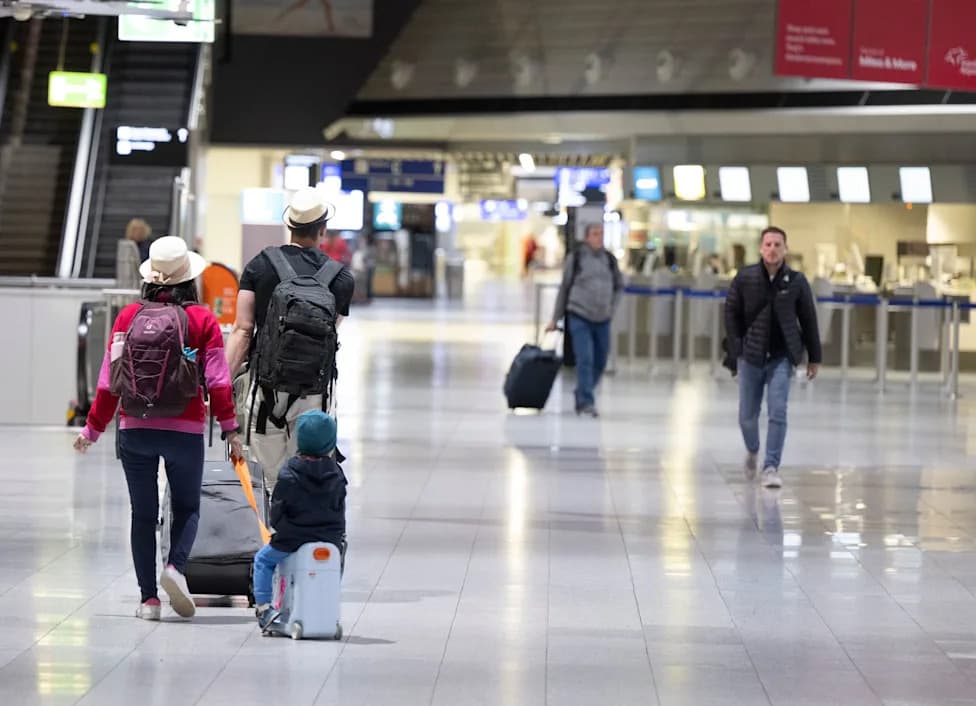 Frankfurt Airport Worker Dies After Contracting Malaria Linked to Imported Mosquito
