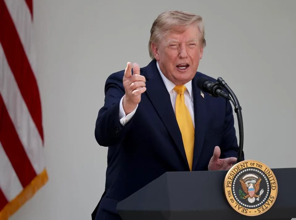 Trump’s Truth Social Rant and New Canada Tariffs Fuel GOP Backlash Ahead of Midterms