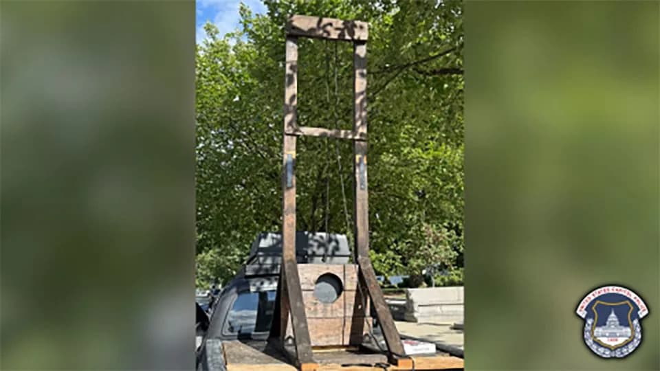 Man Arrested Near U.S. Capitol After Driving From California With 10-Foot Guillotine