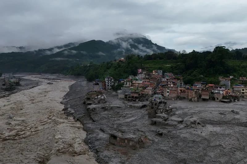 Himalayan Glacier Collapse: Flash Floods Kill 359, Nearly 1,000 Missing as Authorities Warn Of Lake Breach