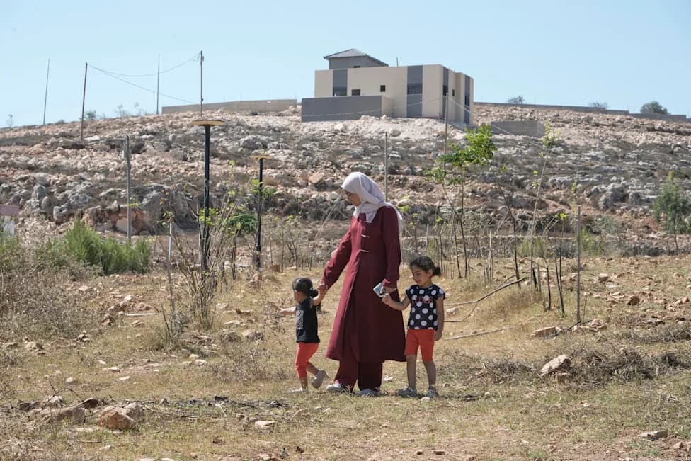 New Israeli Roadblocks Tighten Siege on Homes and Farmland Above Qusra, West Bank