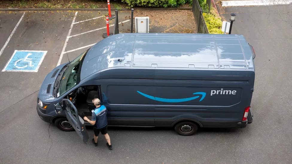 NY Complaint: Amazon-Linked Layoffs Left 1,300+ Drivers Without Required 90-Day Notice