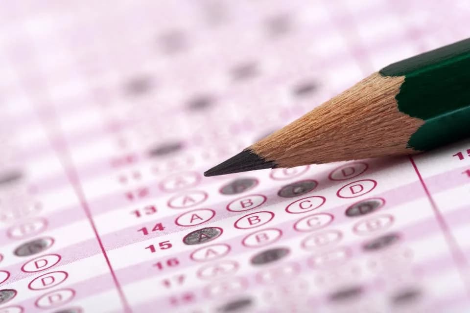 Most U.S. Colleges Will Stay Test‑Optional For 2027 — Why Media Focuses On Elite Schools