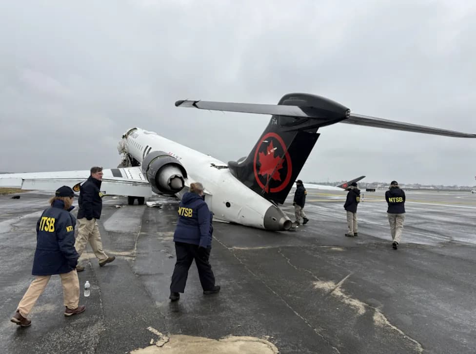Report: Two LaGuardia Air Traffic Controllers Allegedly Left Shifts Early Before Deadly Runway Collision