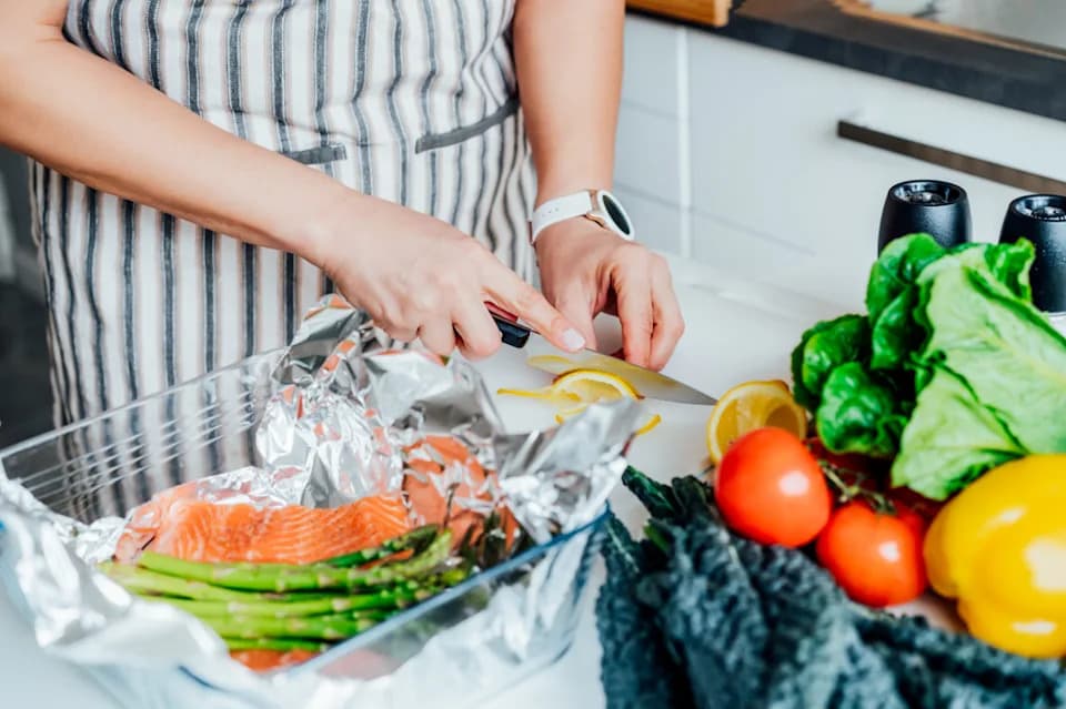 Keto Outperforms Mediterranean Diet for Liver Health and Blood Sugar in Randomized Trial