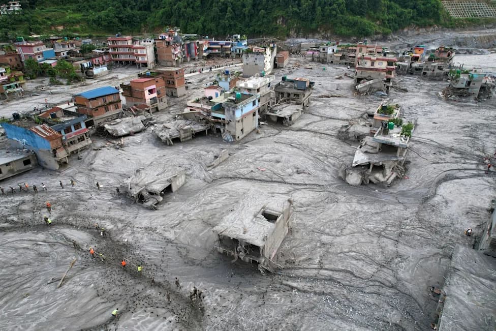 Massive Flash Floods Along Nepal–Tibet Border Leave Hundreds Dead and Thousands Missing