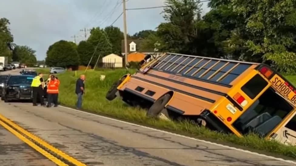 Barrow County Bus Driver Cited in 2025 Crash Returned to Routes Before 2026 Overturning That Left 34 Students Aboard