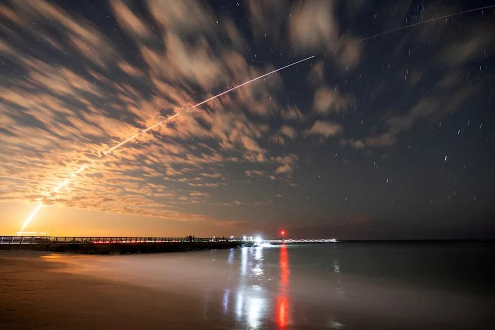 SpaceX’s Starlink Crowds Low‑Earth Orbit — Experts Warn Collision Risk Is Rising