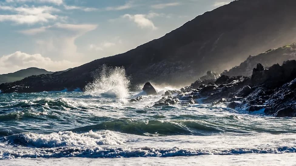 Atlantic Ocean 'Heat Valve': How a Slowing AMOC Could Lock More Heat Into the Ocean and Amplify Warming