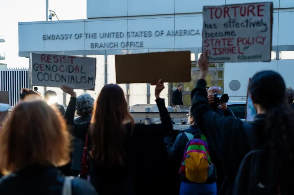 U.S. Allows Family Members of Government Employees to Travel to Israel Amid Level 3 Advisory