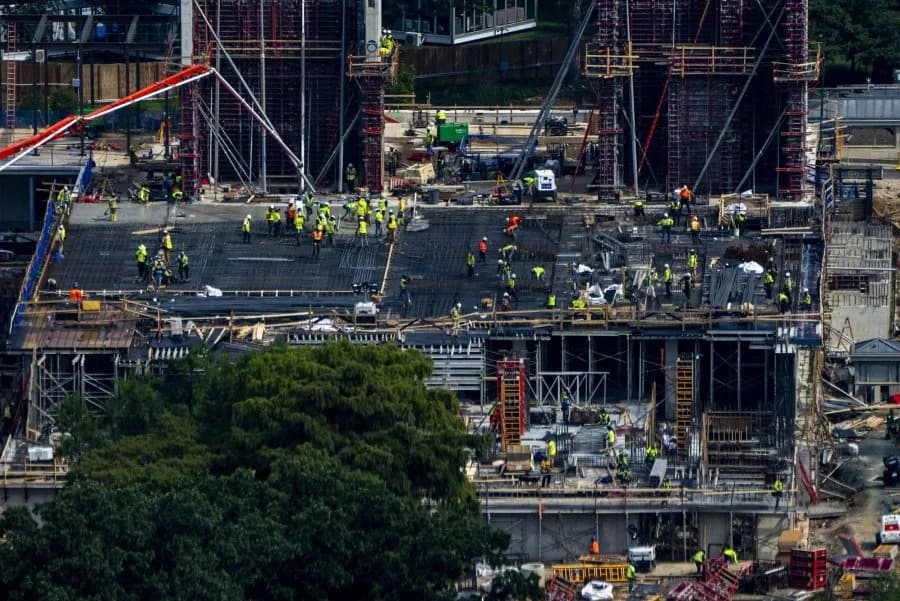 Supreme Court Allows $400M White House Ballroom To Proceed; Roberts Issues Stark Dissent