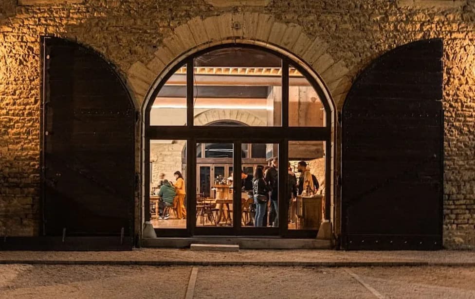 Michelin-Starred Restaurants Lose Thousands as Diners Walk Off With ‘Souvenirs’