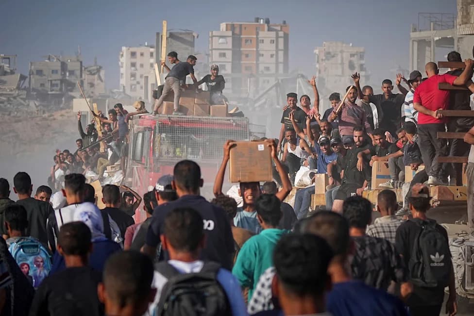 UN Halves West Bank Food Aid, Warns Of Further Cuts In Gaza Amid Funding Crisis