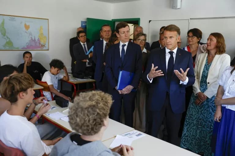 Macron: Phones Are Harming Students — Even At The Élysée, Devices Are Collected