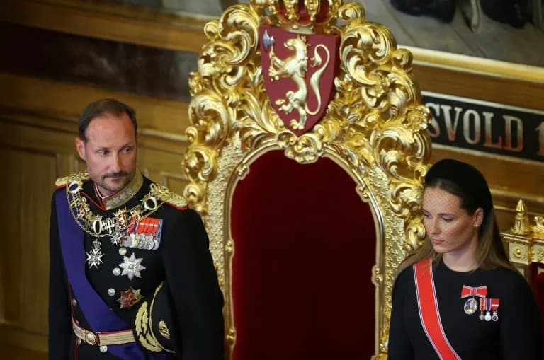 King Haakon VIII Swears Constitutional Oath as Queen Mette‑Marit Recovers After Transplant